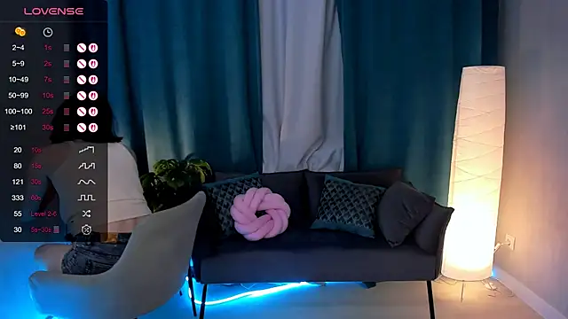 BellaCaress online show from September 22, 6:08 am