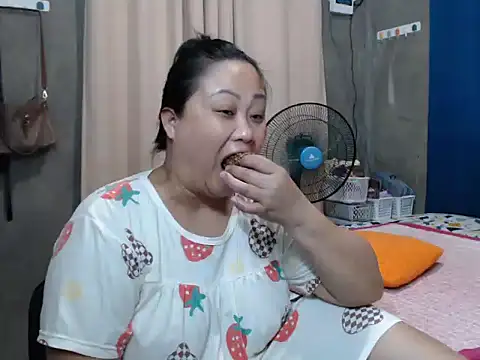 jengrey online show from October 20, 12:02 am