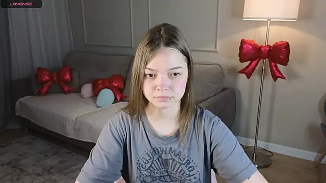 patriciapink online show from March 15, 2:29 am