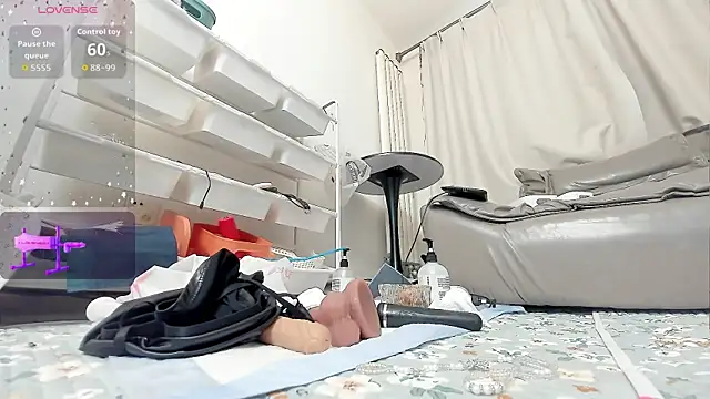 fox-yiyi online show from February 23, 8:04 am