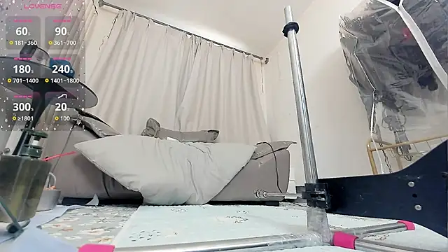 fox-yiyi online show from March 27, 8:01 am