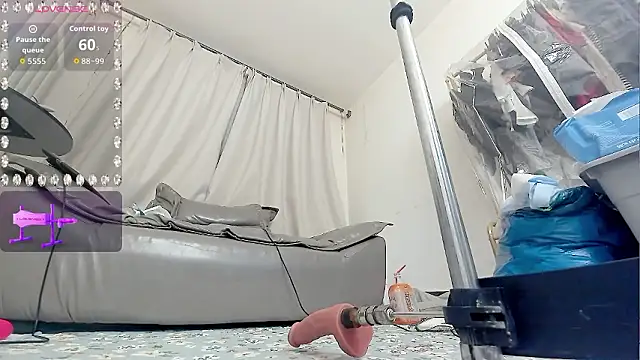 fox-yiyi online show from March 19, 12:05 pm