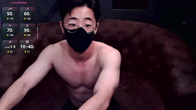 asiantwinkz online show from June 7, 9:14 am
