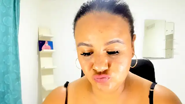 Snapshot of brent_rossy chatting on November 24, 3:28 am brent rossy online show from November 24, 3:28 am