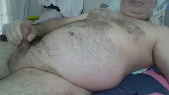 Snapshot of locoturco72 chatting on May 9, 6:39 am locoturco72 online show from May 9, 6:39 am