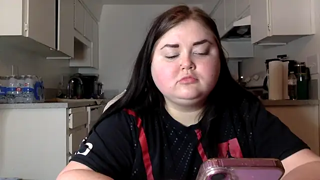 JJbaby1 online show from November 4, 10:52 am