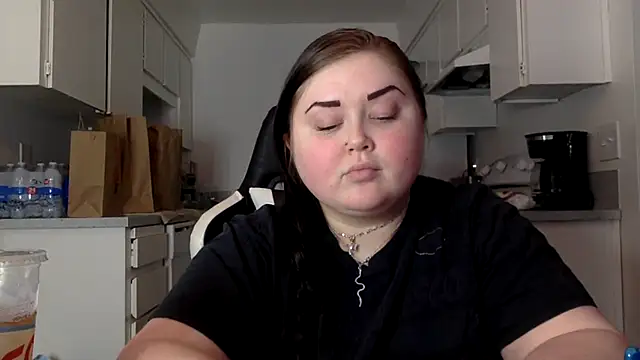 JJbaby1 online show from November 23, 6:40 pm