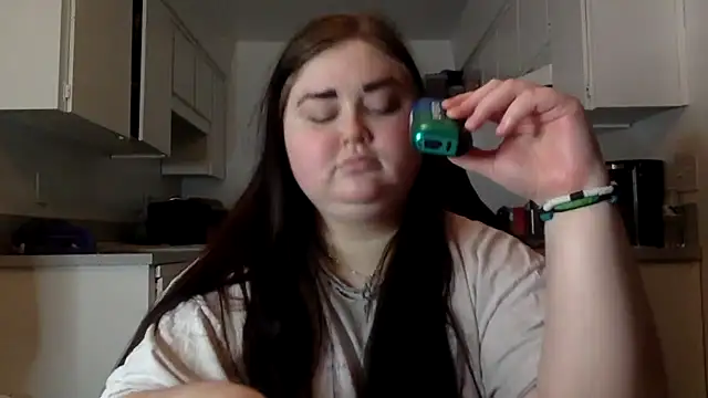 JJbaby1 online show from November 28, 12:38 pm