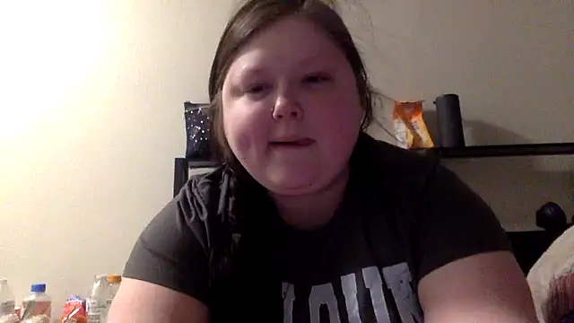Snapshot of JJbaby1 chatting on May 8, 9:35 am JJbaby1 online show from May 8, 9:35 am