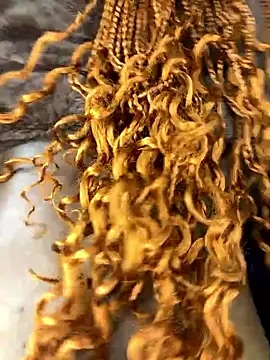 Kikie23 online show from November 19, 8:31 pm