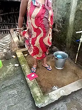 Snapshot of Hotty-rosni chatting on November 4, 7:12 am Hotty-rosni online show from November 4, 7:12 am