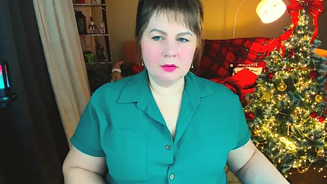 CrystaalStaar online show from January 12, 8:04 pm