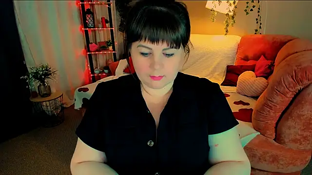 CrystaalStaar online show from June 6, 10:04 pm