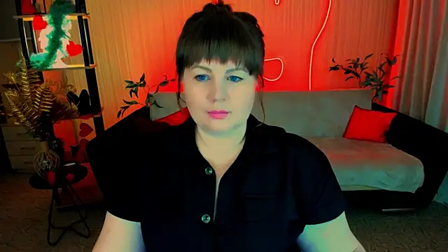 CrystaalStaar online show from June 26, 7:09 pm