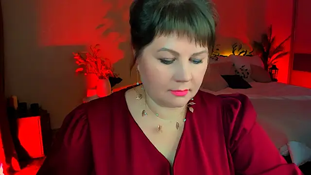 Snapshot of CrystaalStaar chatting on November 20, 6:41 pm CrystaalStaar online show from November 20, 6:41 pm