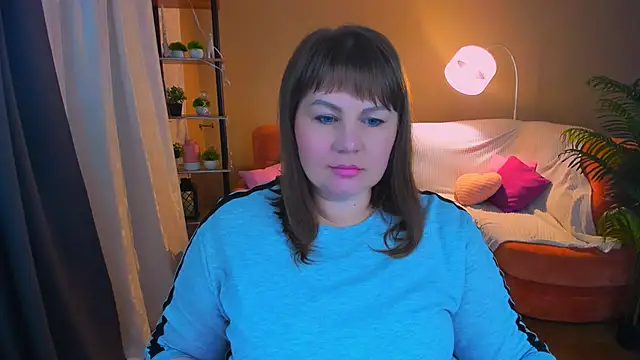 Snapshot of CrystaalStaar chatting on November 5, 7:39 pm CrystaalStaar online show from November 5, 7:39 pm