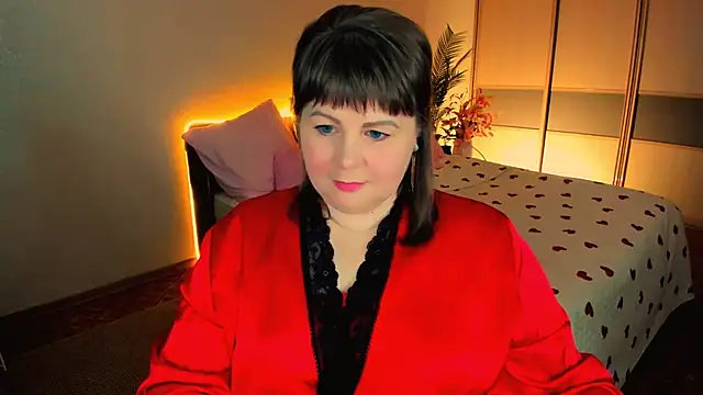 CrystaalStaar online show from April 23, 8:21 pm