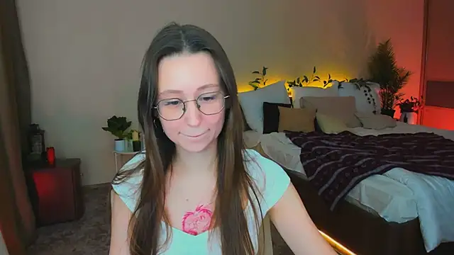 YourLovellyStory online show from February 2, 11:42 am