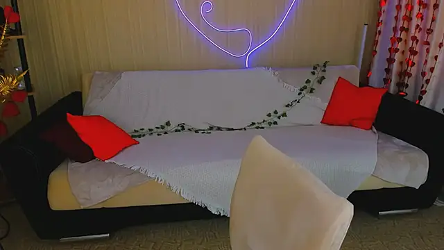 YourLovellyStory online show from March 8, 11:46 am