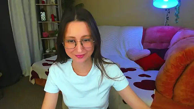 Snapshot of YourLovellyStory chatting on July 11, 1:11 pm YourLovellyStory online show from July 11, 1:11 pm