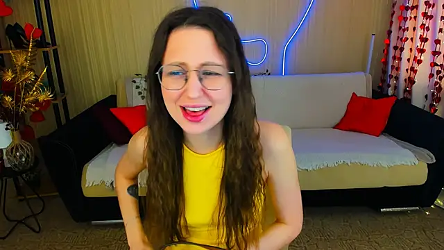 YourLovellyStory online show from March 21, 12:20 pm