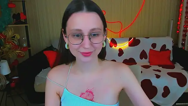 YourLovellyStory online show from February 28, 4:39 pm