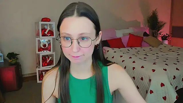 YourLovellyStory online show from February 20, 12:07 pm