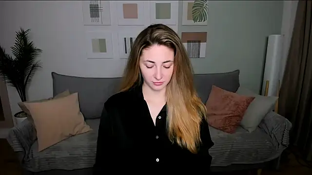 SensitiveSooul online show from April 11, 4:31 am