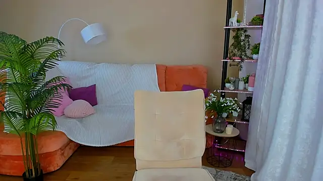 Snapshot of SensitiveSooul chatting on October 7, 7:59 pm SensitiveSooul online show from October 7, 7:59 pm