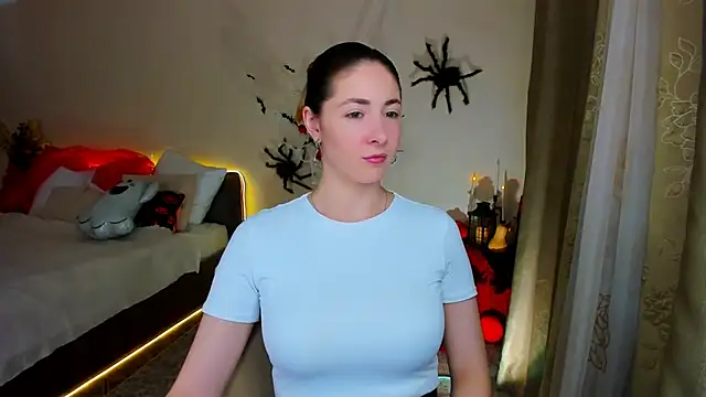 SensitiveSooul online show from October 26, 12:05 pm