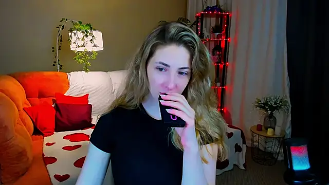 SensitiveSooul online show from March 29, 7:26 pm