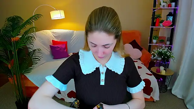 SensitiveSooul online show from March 19, 11:21 am