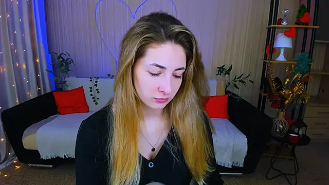 SensitiveSooul online show from May 1, 7:19 pm
