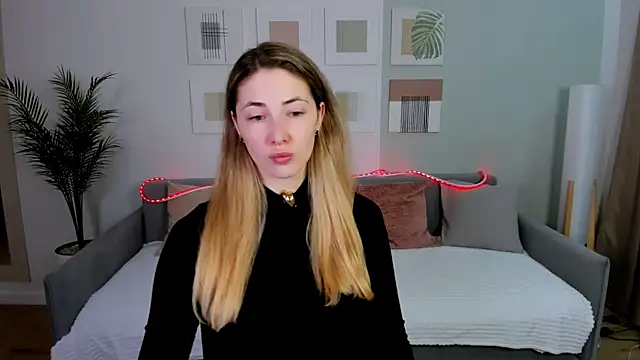 SensitiveSooul online show from April 21, 4:24 pm