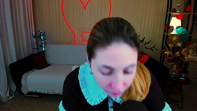 SensitiveSooul online show from April 12, 7:17 pm