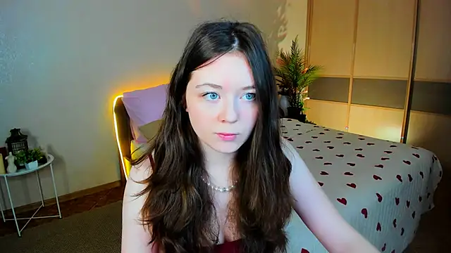 AlluringLookk online show from June 13, 8:12 am