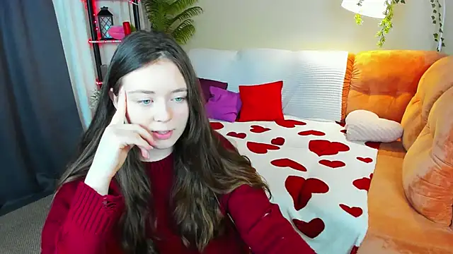 AlluringLookk online show from April 4, 4:30 am