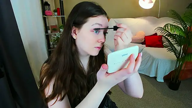 AlluringLookk online show from February 21, 9:55 am