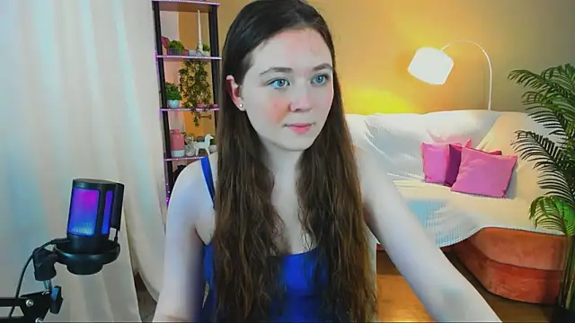 AlluringLookk online show from September 24, 12:11 pm