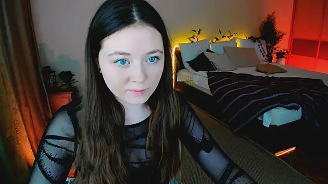 AlluringLookk online show from February 8, 4:37 pm