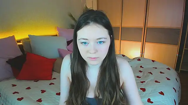 AlluringLookk online show from March 28, 4:35 am