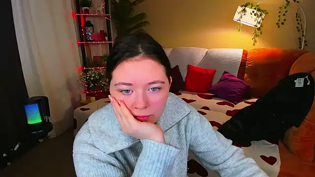 AlluringLookk online show from April 11, 4:31 am