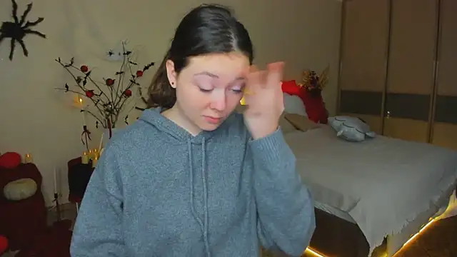 AlluringLookk online show from October 25, 4:33 am