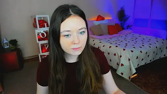 AlluringLookk online show from February 12, 4:18 pm