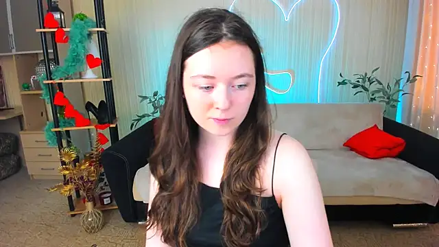 AlluringLookk online show from July 22, 12:18 pm
