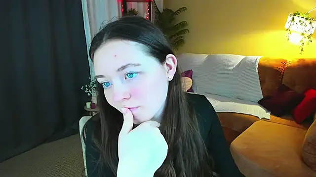 AlluringLookk online show from April 23, 4:41 pm