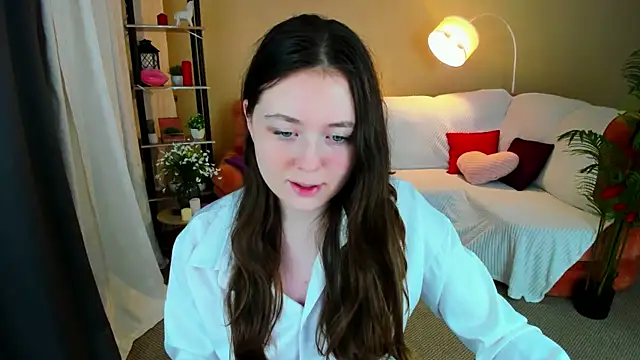 AlluringLookk online show from February 16, 6:39 pm