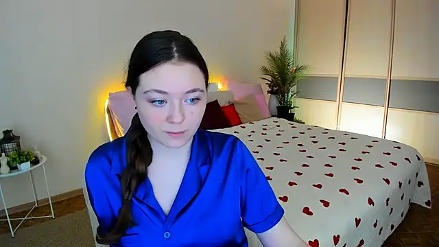 AlluringLookk online show from May 28, 5:19 pm