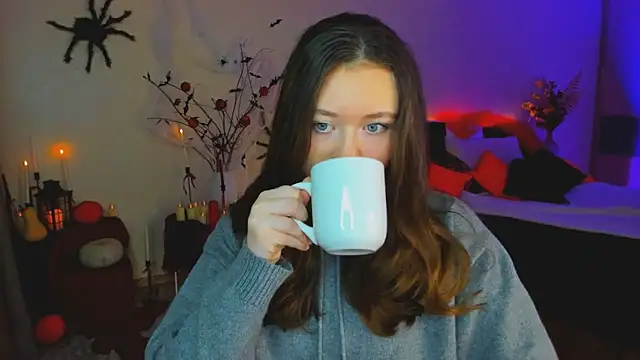 AlluringLookk online show from October 27, 12:06 pm