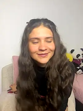 Emilyybennet  online show from October 9, 9:48 pm